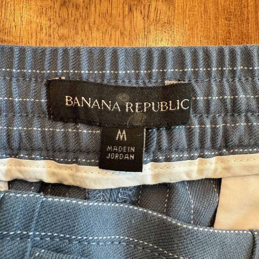 Banana Republic Easy Shorts Women Medium Blue & White‎ Pinstripes Elastic Waist - Picture 3 of 7